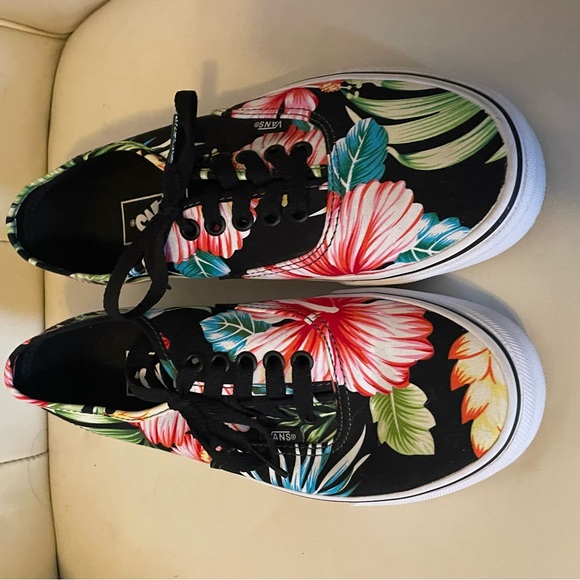 Vans Tropical Print 🌴 Un-isex NEW✨ - Picture 2 of 6